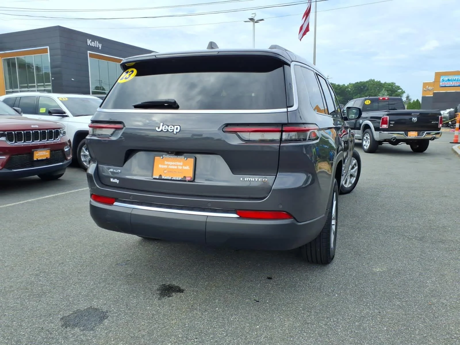 Certified Used 2023 Baltic Gray Metallic Clearcoat Jeep Limited image 8