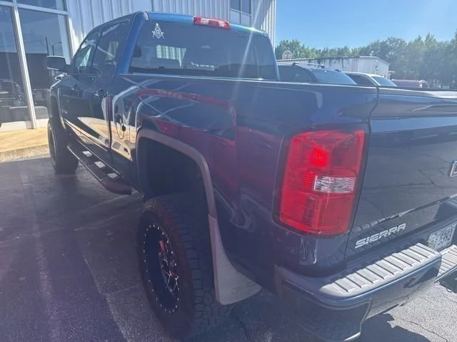 Used 2017 Blue GMC SLE image 12