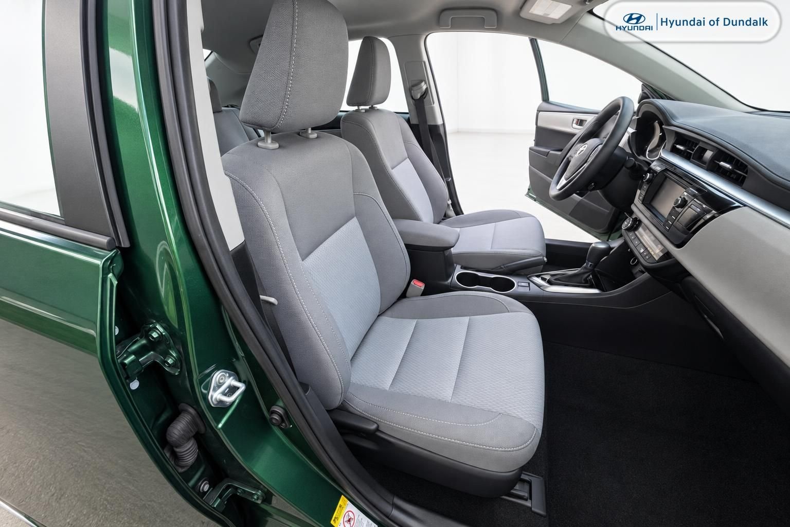 Used 2016 Green Toyota LE image 5
