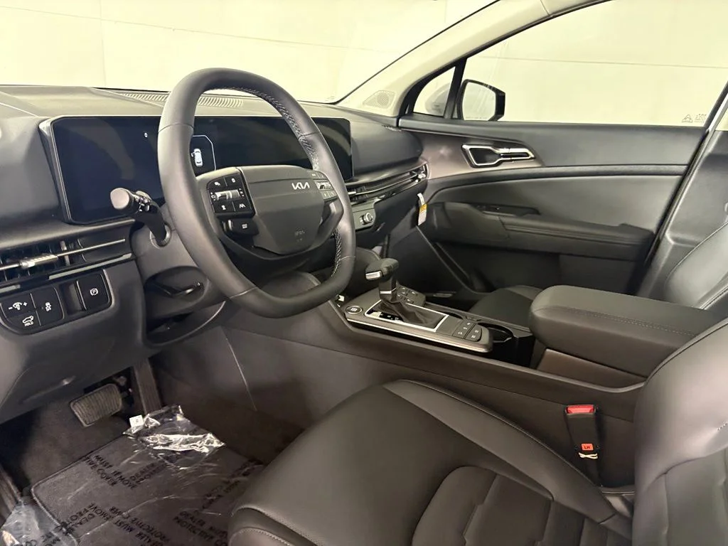 New 2026 White Kia SX-Prestige image 22