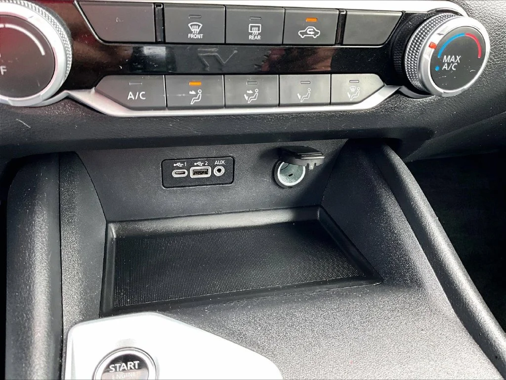 Used 2025 Black Nissan 2.5 SV image 20
