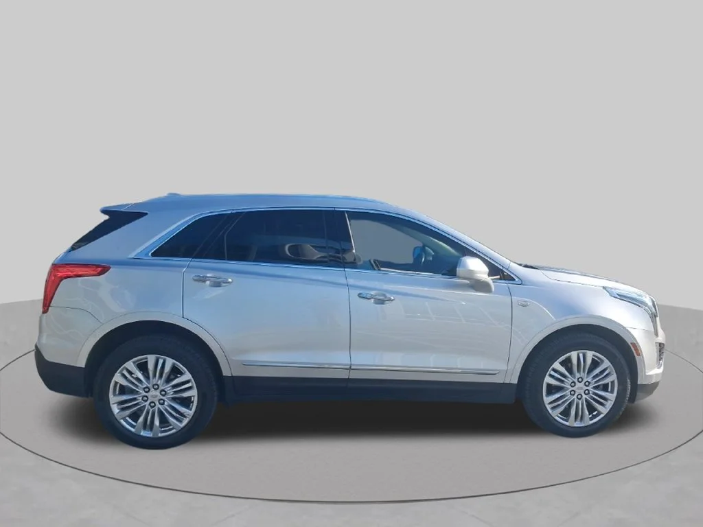 Used 2018 Silver Cadillac Premium Luxury image 4