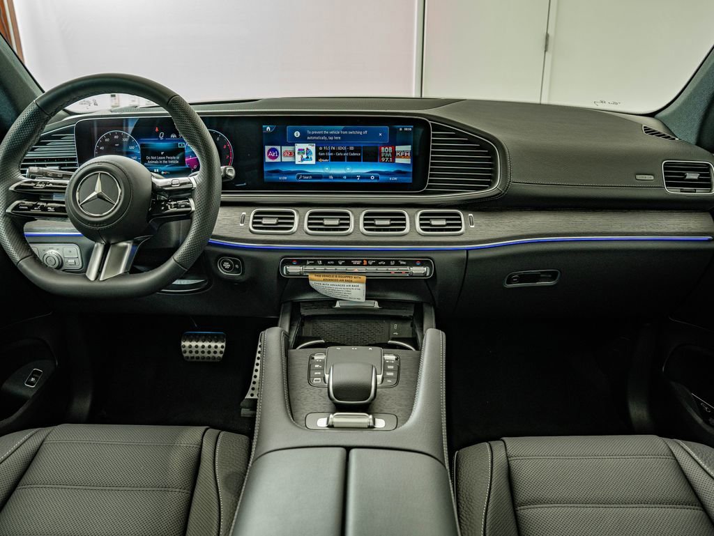New 2026 Obsidian Black Metallic Mercedes-Benz GLS 450 image 29