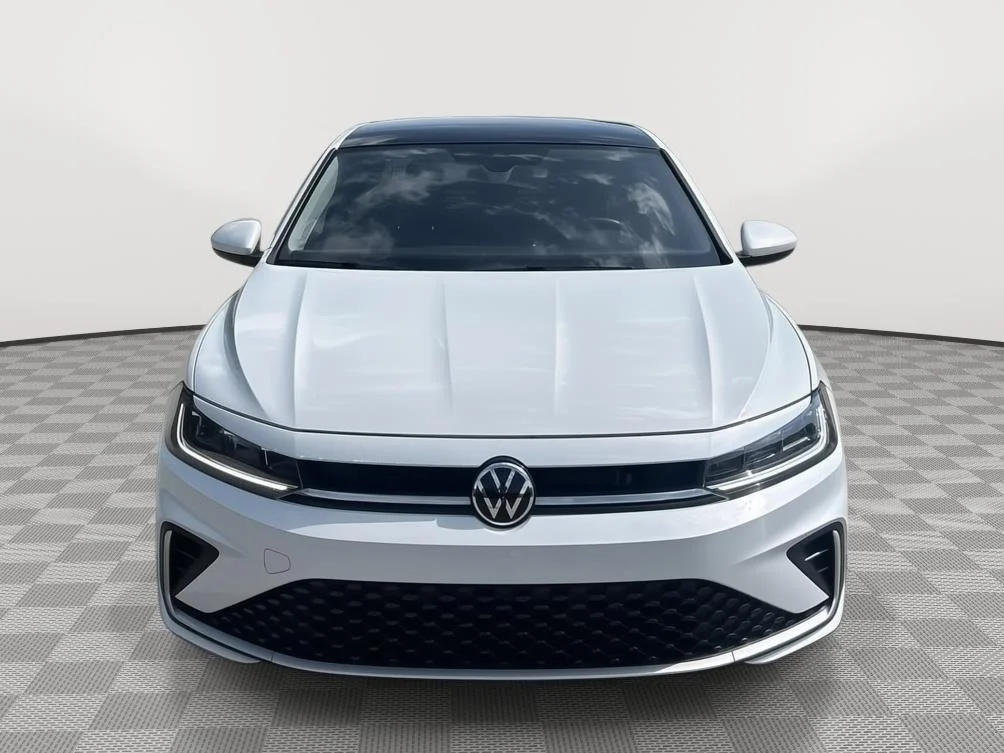 Certified Used 2025 WHITE Volkswagen SE image 21