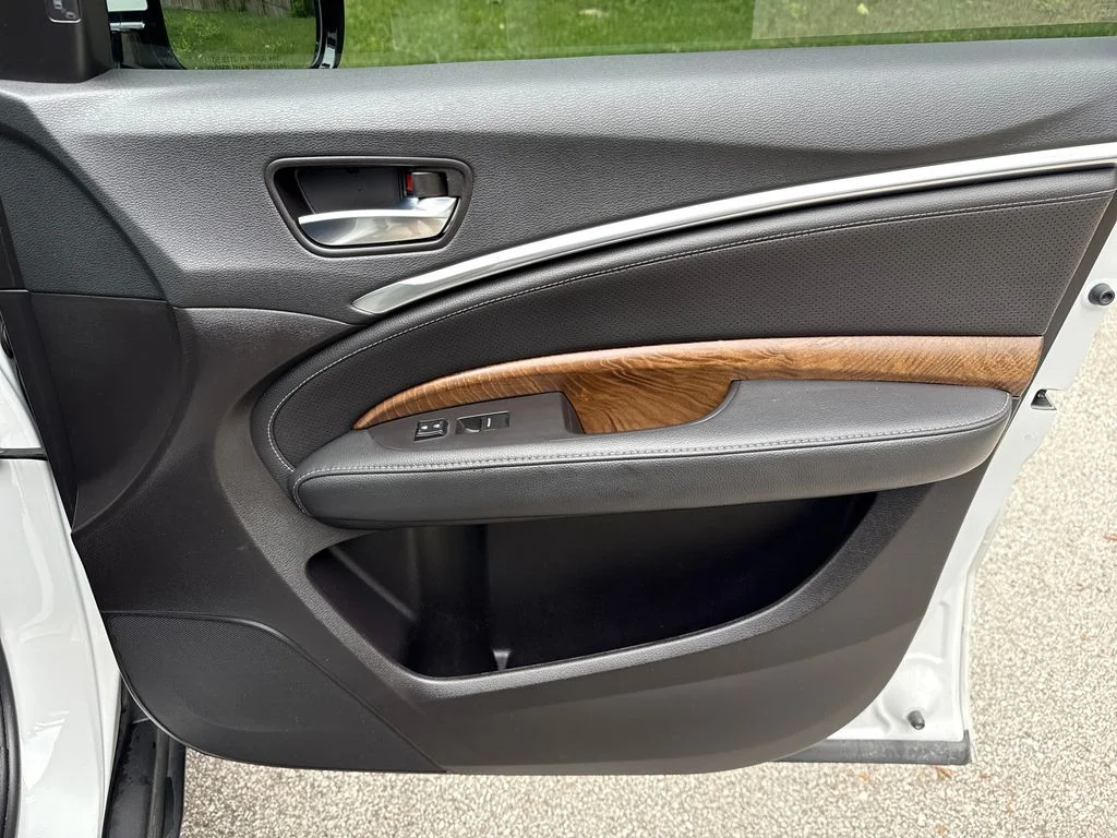 Used 2020  Acura Technology image 30
