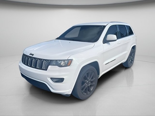 Used 2018 Jeep Grand Cherokee Altitude with VIN 1C4RJFAG8JC222756 for sale in Fairfield, OH