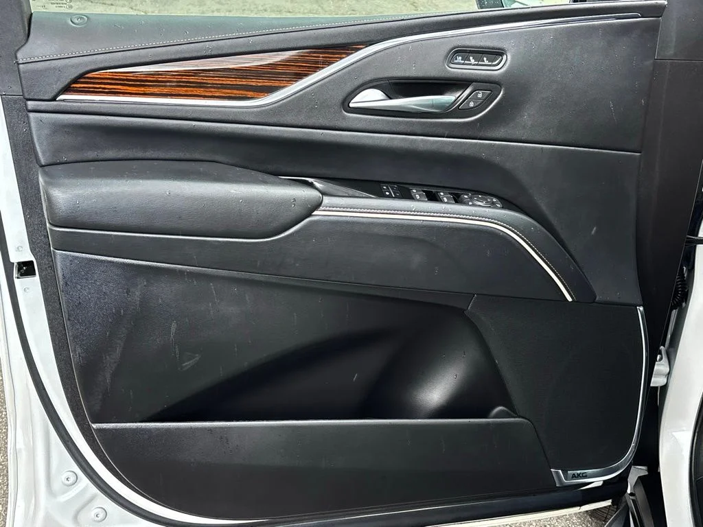 2024 Cadillac Escalade ESV Premium Luxury - Photo 20