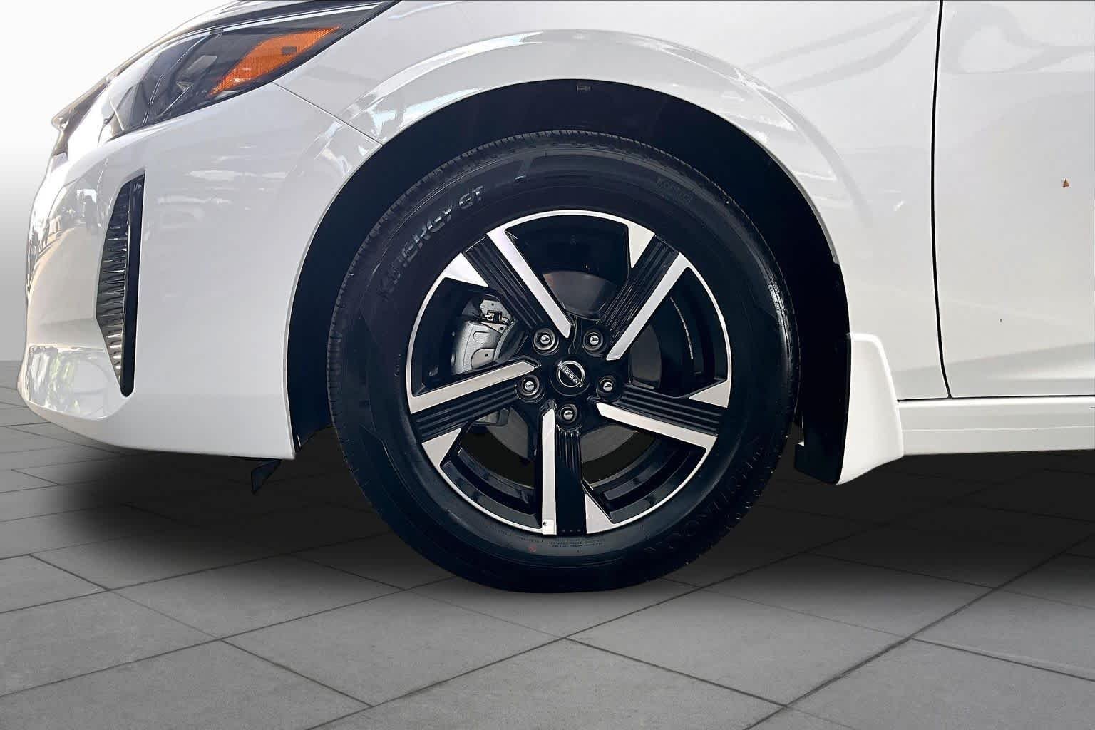 Certified Used 2025 Fresh Powder Nissan SV image 11