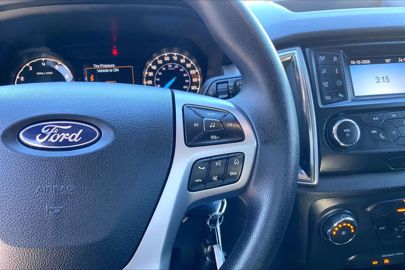 Certified Used 2019 Blue Ford XLT image 25