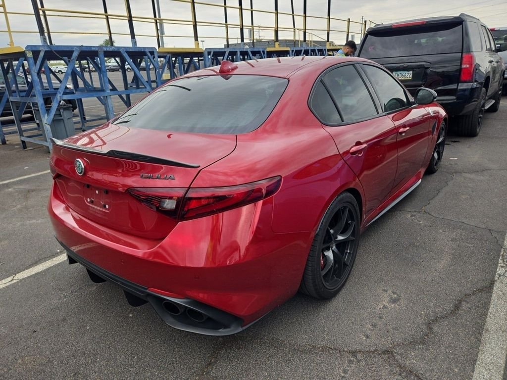 Used 2019 Red Alfa Romeo Quadrifoglio image 5