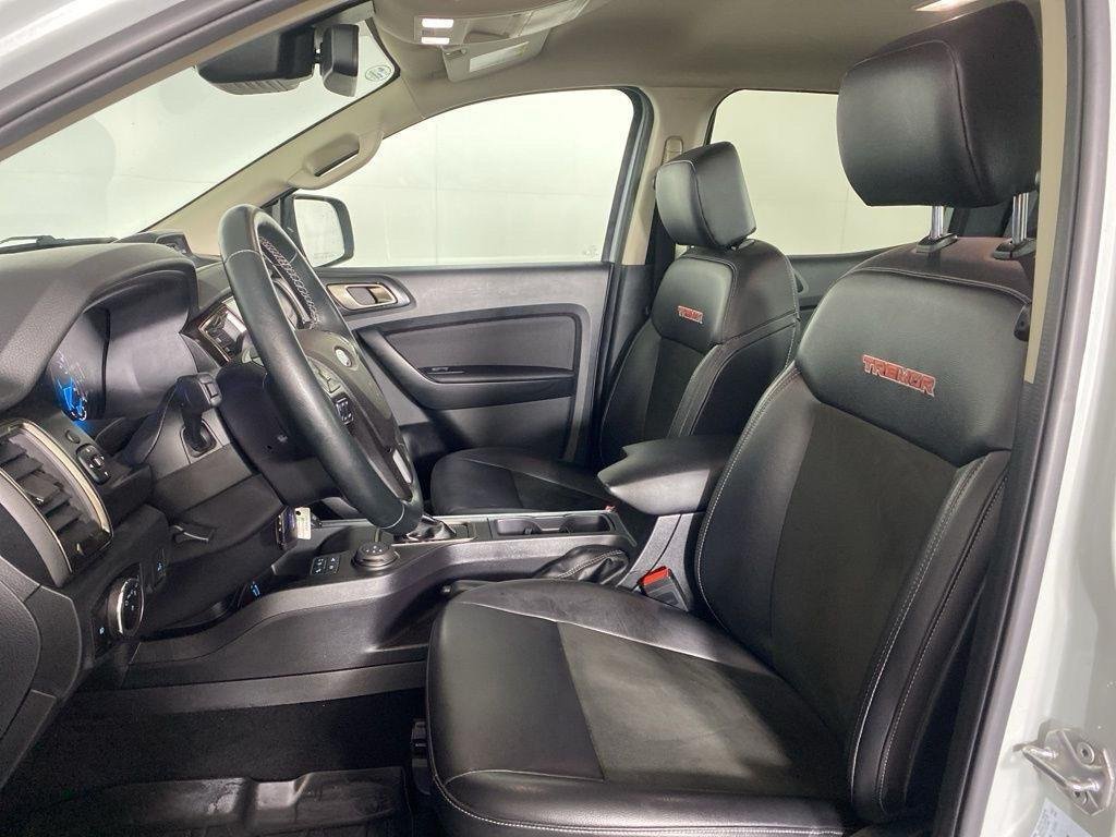 Used 2023 Cactus Gray Ford XLT image 2