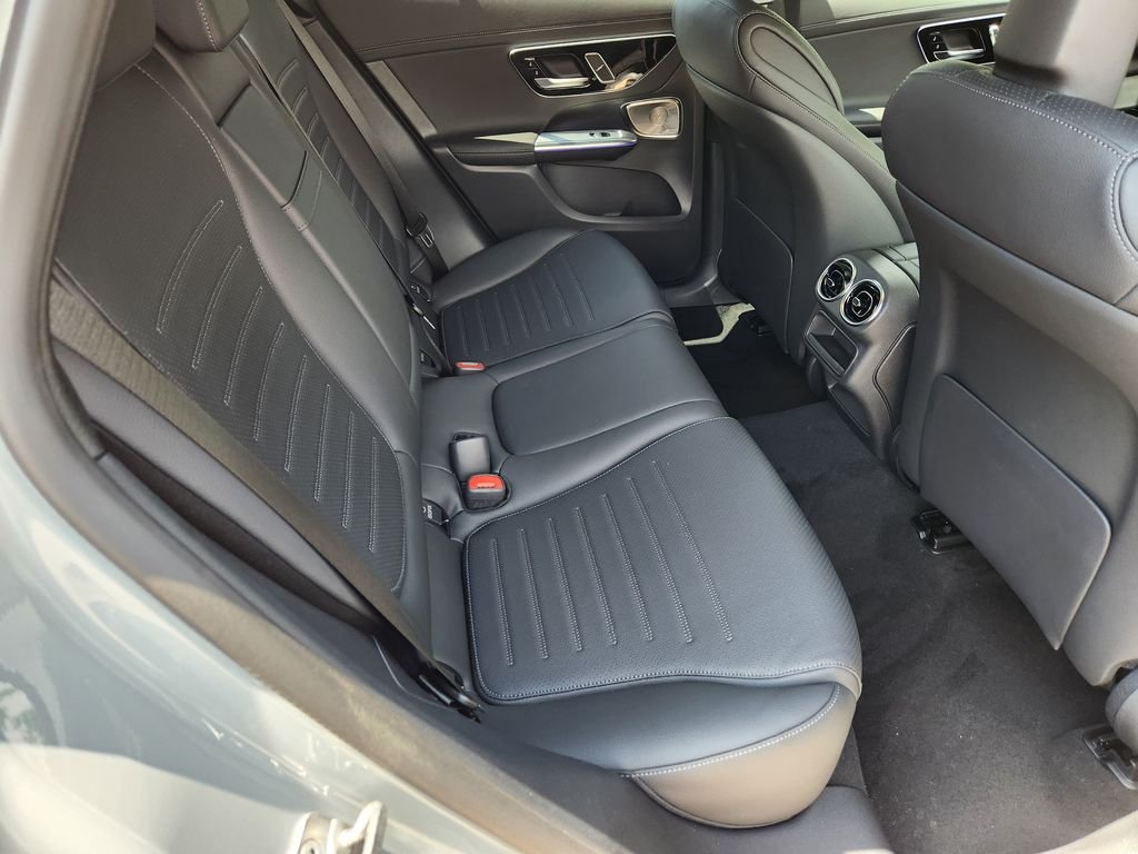 New 2026 MANUFAKTUR Alpine Grey Mercedes-Benz GLC 300 COUPE 4MATIC® image 18