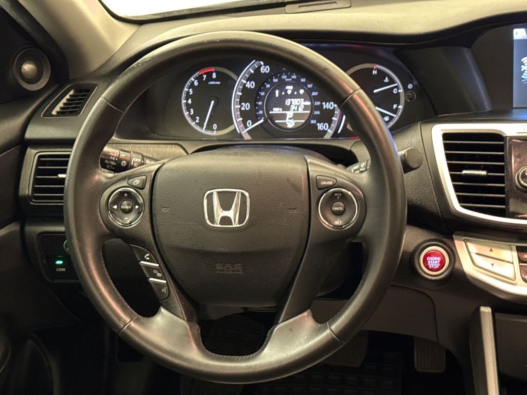 Used 2014 Alabaster Silver Metallic Honda EX-L image 13