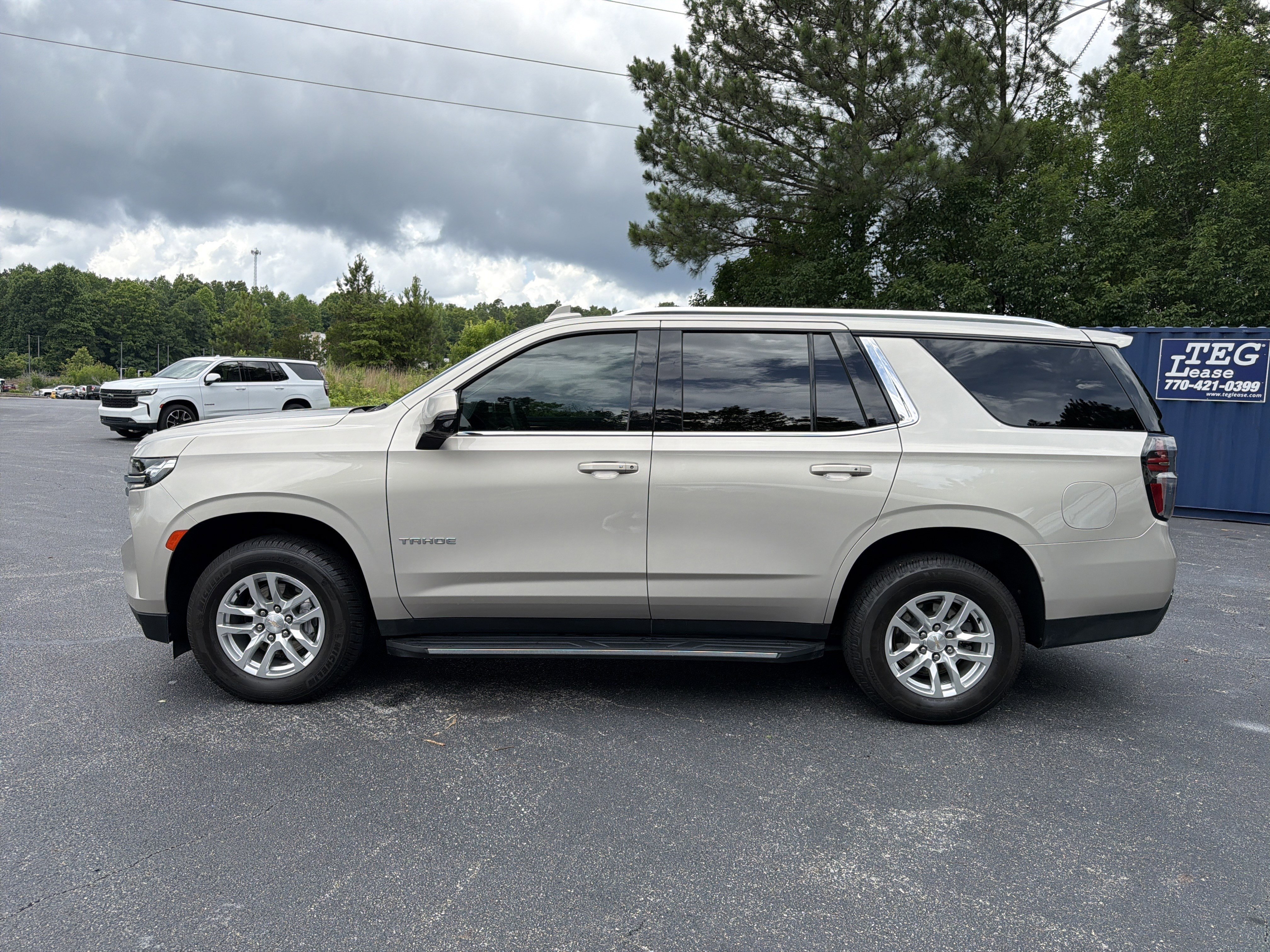 Used 2022 Empire Beige Metallic Chevrolet LT image 8