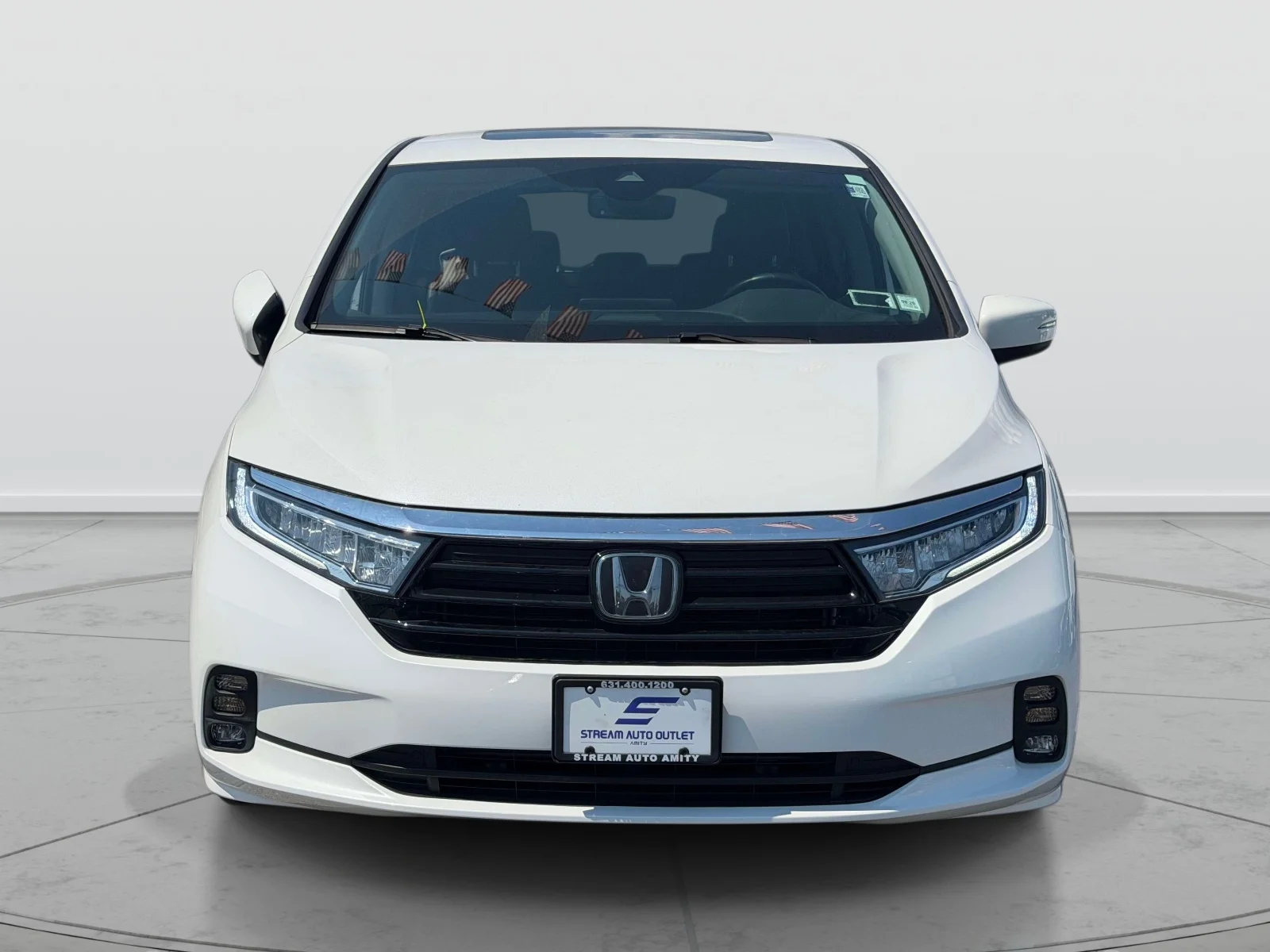 Used 2023 White Honda EX-L image 2