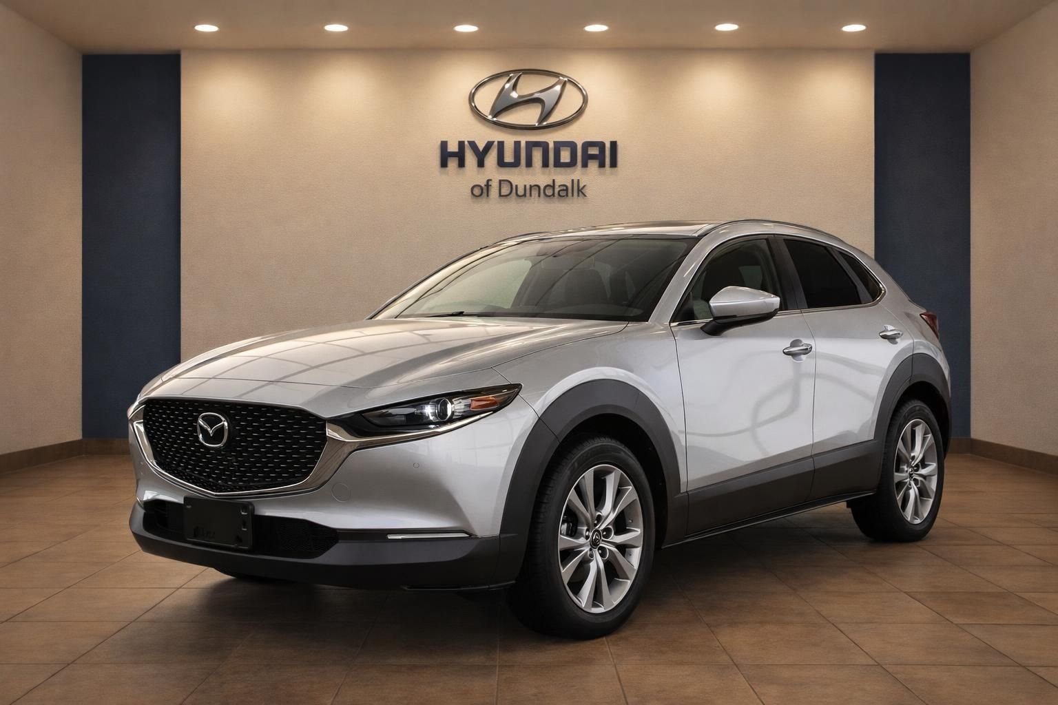 Used 2021 Silver Mazda Select image 1