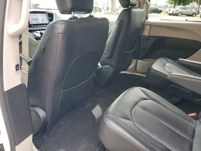 Used 2021 Bright White Cl Chrysler Touring image 22