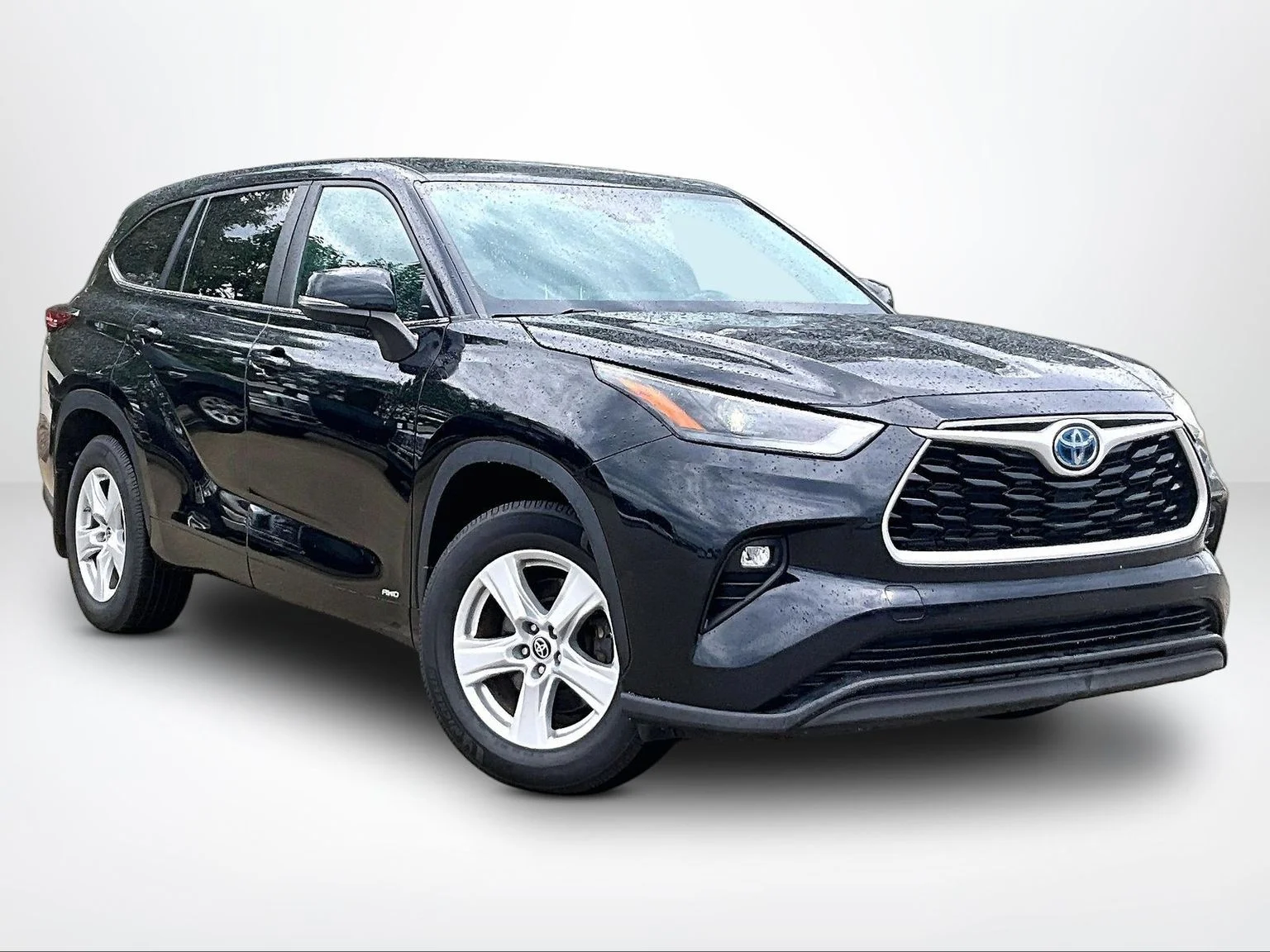 Used 2023 Black Toyota LE image 13