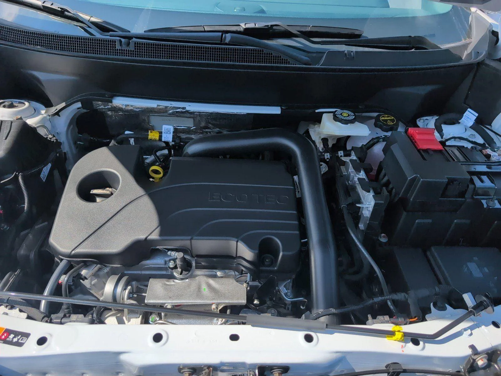 New 2026 Summit White GMC Elevation image 30