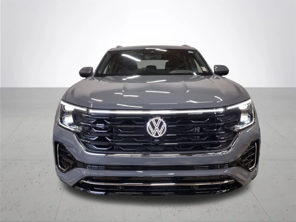 New 2026 Volkswagen Atlas Cross Sport 2.0T SEL Premium R-Line 4D
