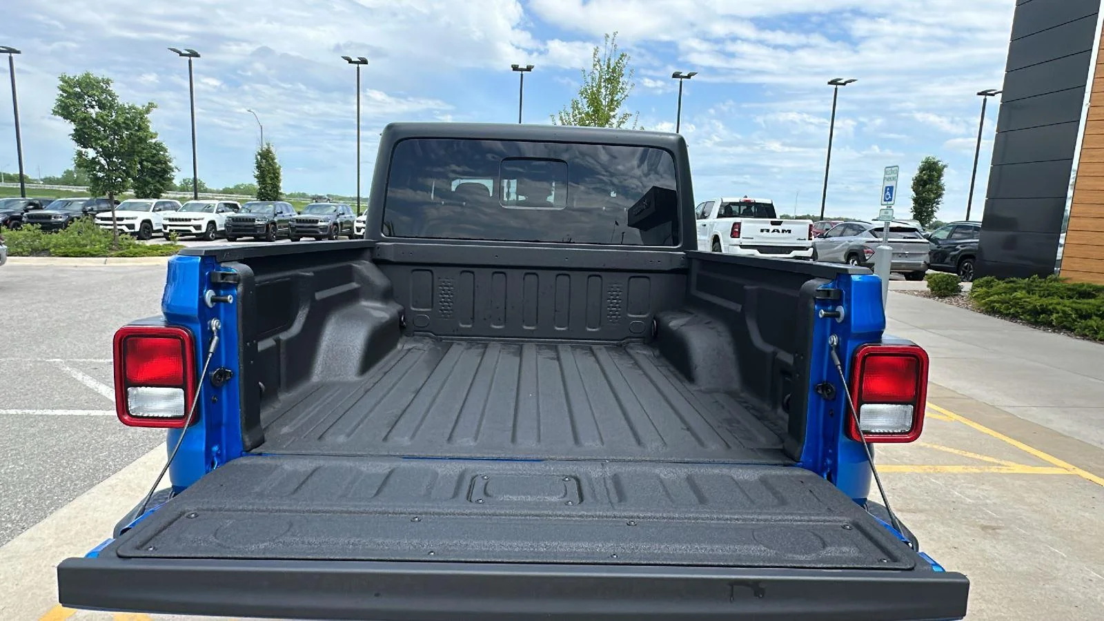 New 2026 Hydro Blue Pearlcoat Jeep Sport S image 4