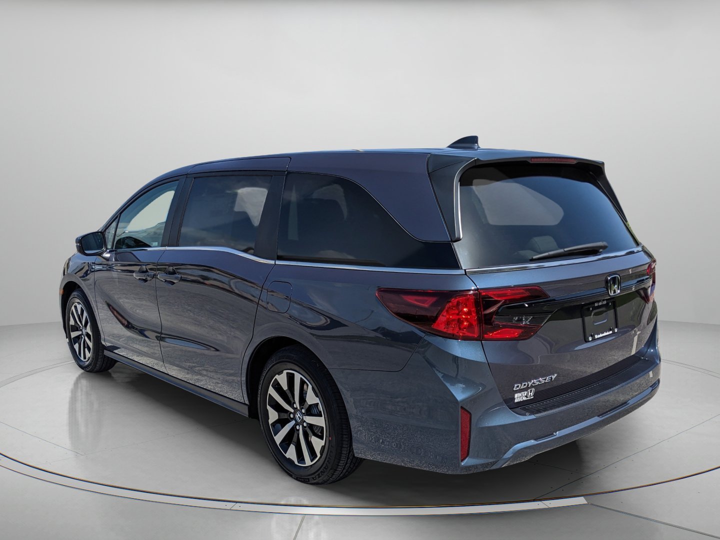 New 2026 Smoke Blue Pearl Honda EX-L image 4