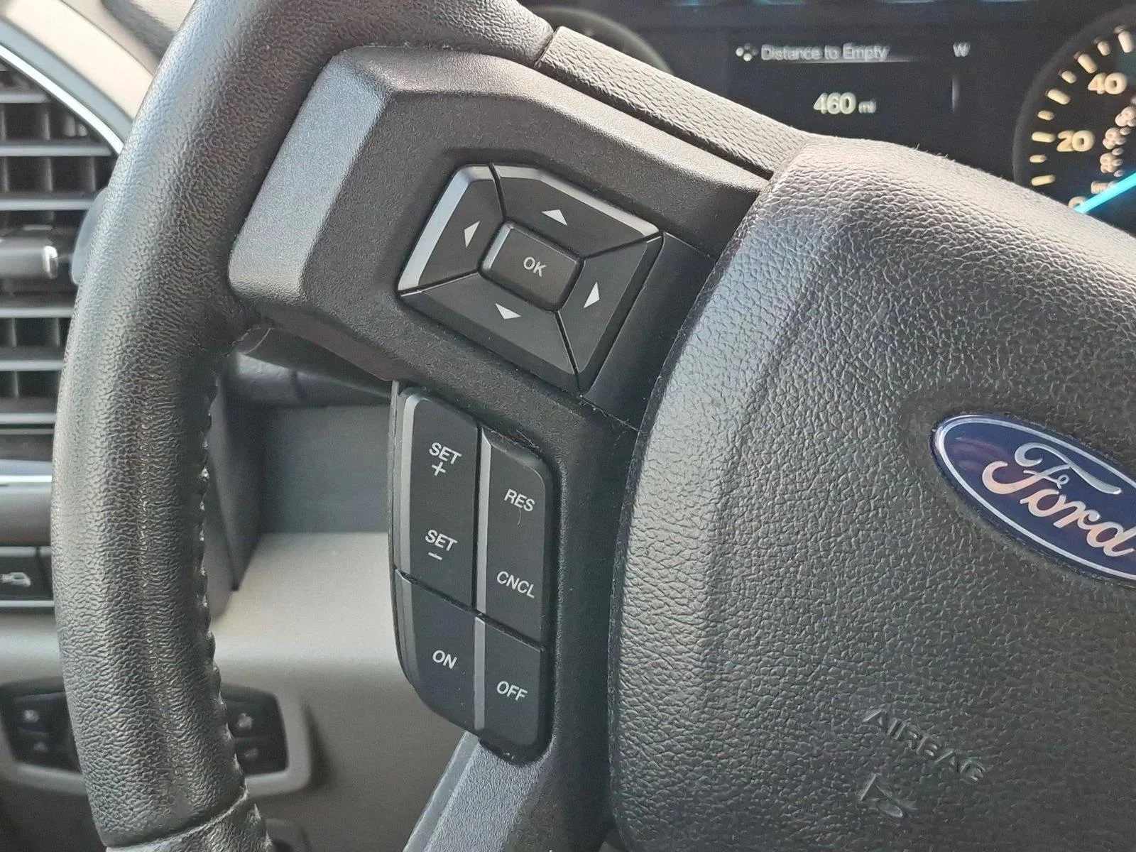 Used 2018 Stone Gray Ford XLT image 17