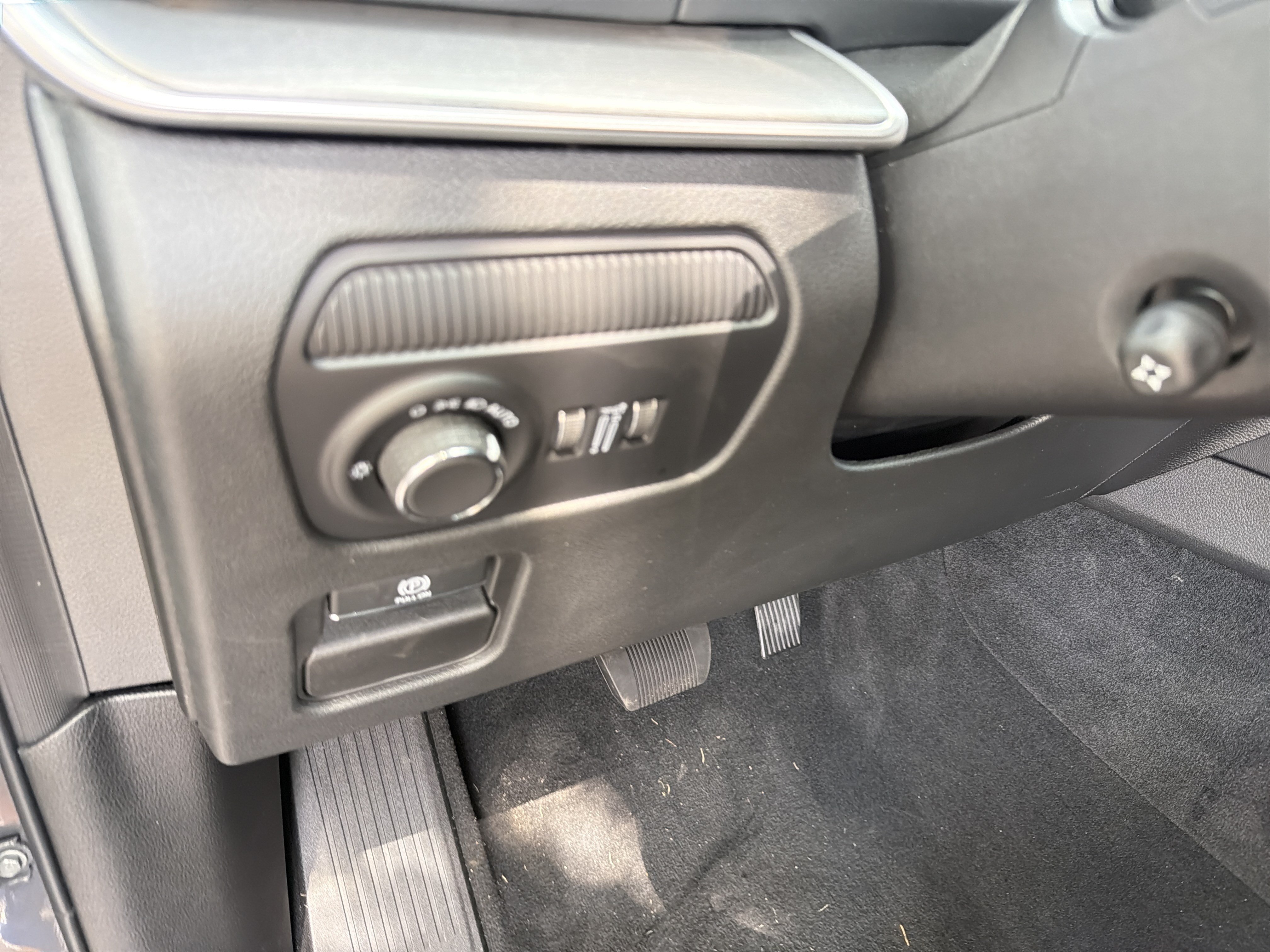 New 2026 Baltic Gray Metallic Clearcoat Jeep Limited Reserve image 27