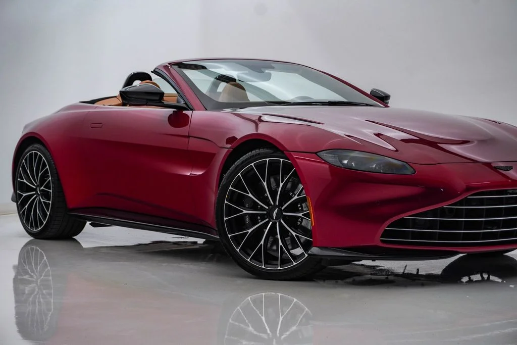 Pre-Owned 2023 Aston Martin Vantage Roadster 2D Convertible in
