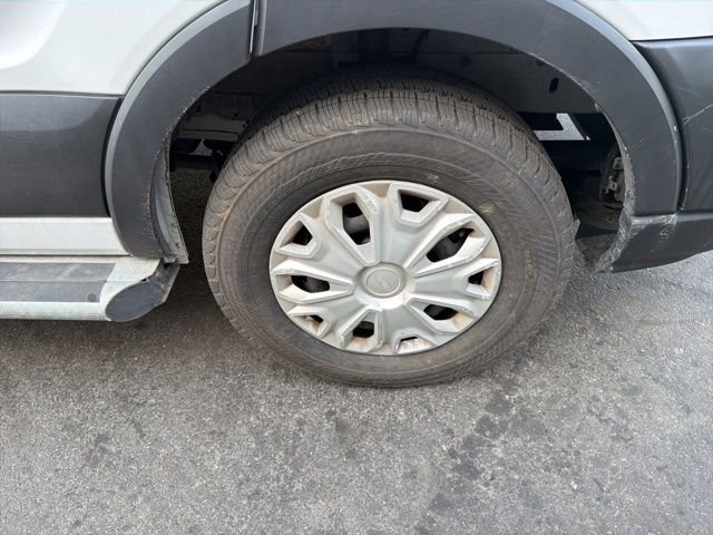 Used 2025 White Ford Base image 17
