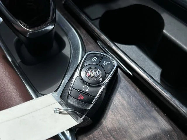 Used 2020 White Buick Avenir image 48