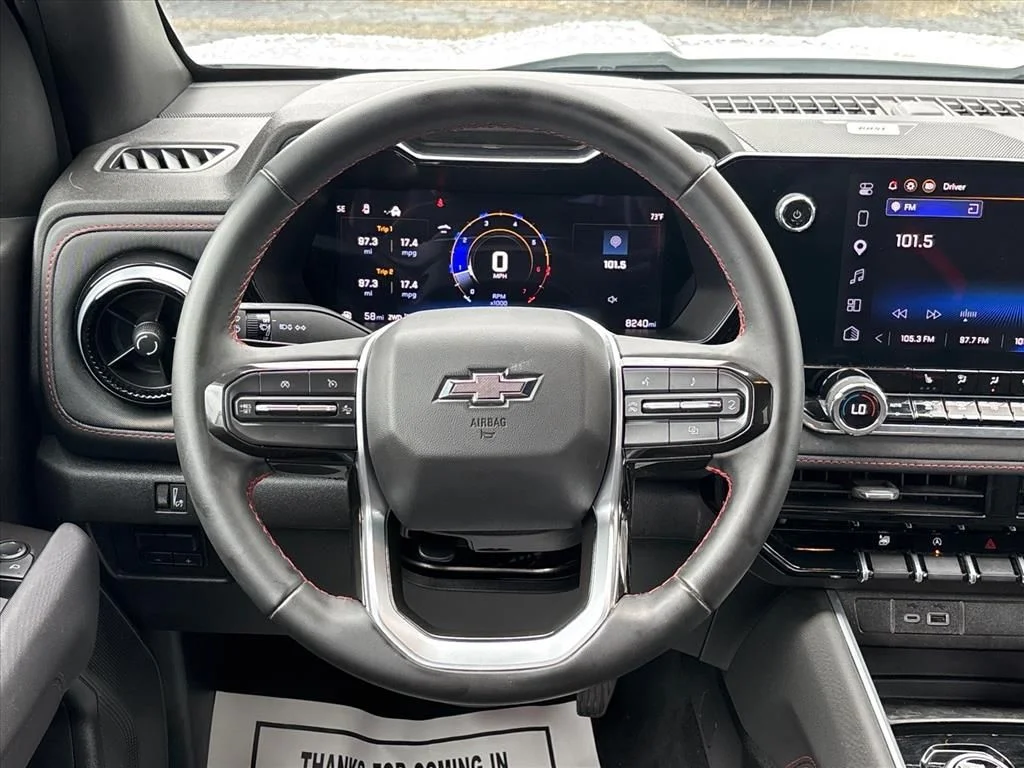 Used 2025 White Chevrolet Z71 image 22