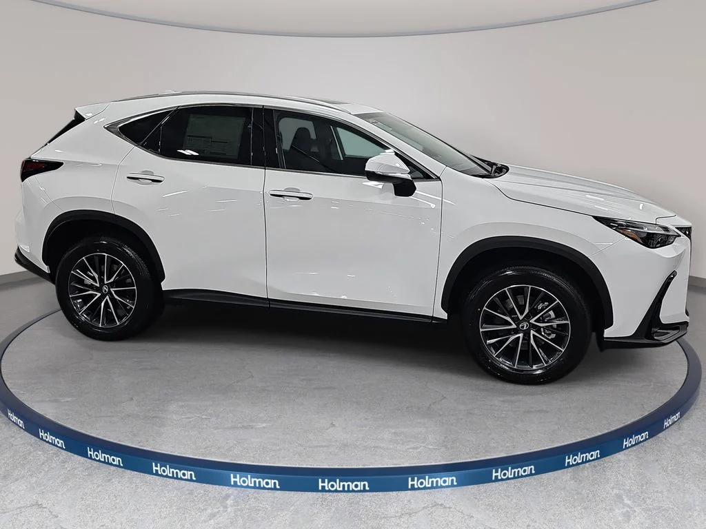 New 2026 Ultra White Lexus AWD image 4