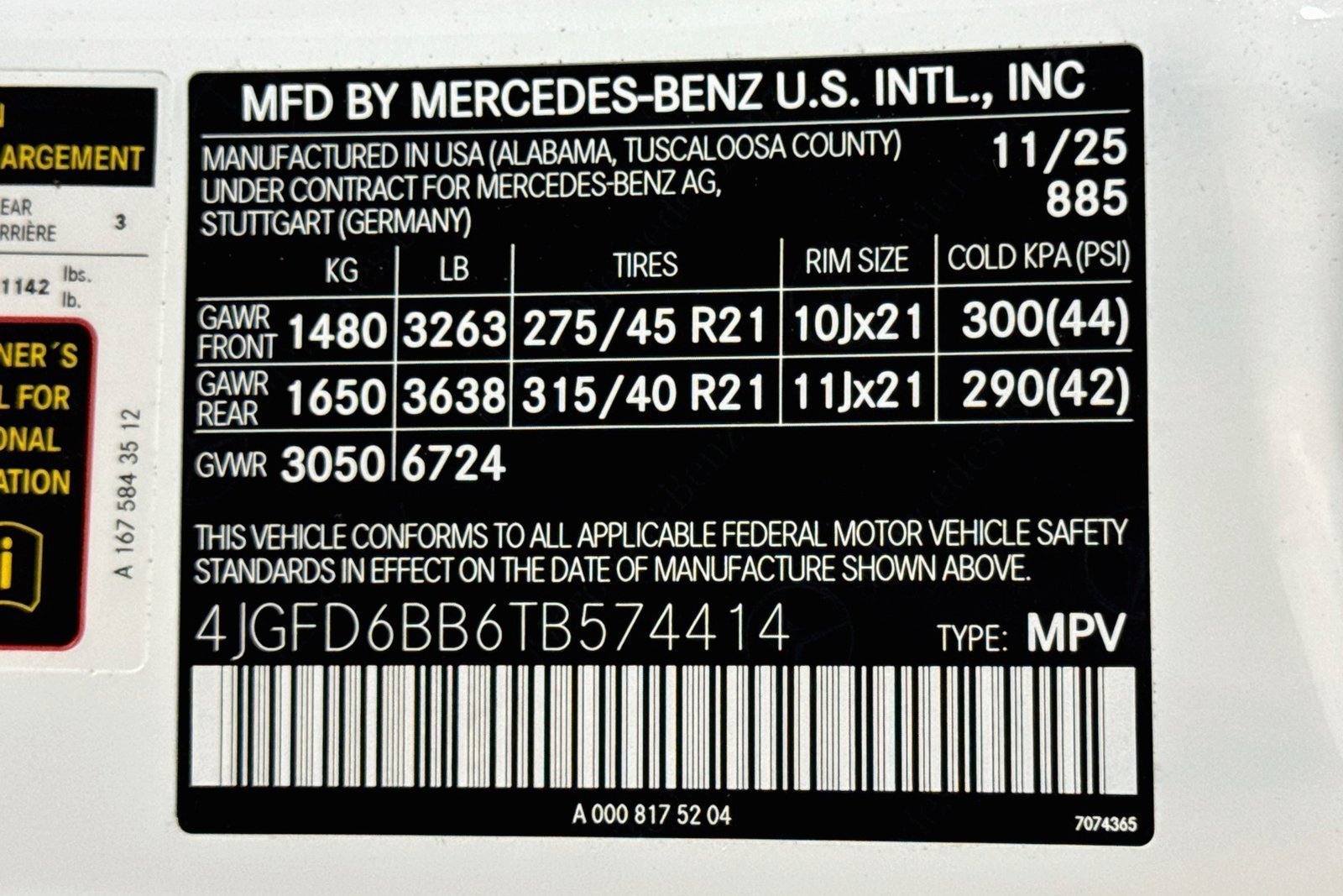 New 2026 MANUFAKTUR Moonlight White Metallic Mercedes-Benz AMG® GLE 53 image 30