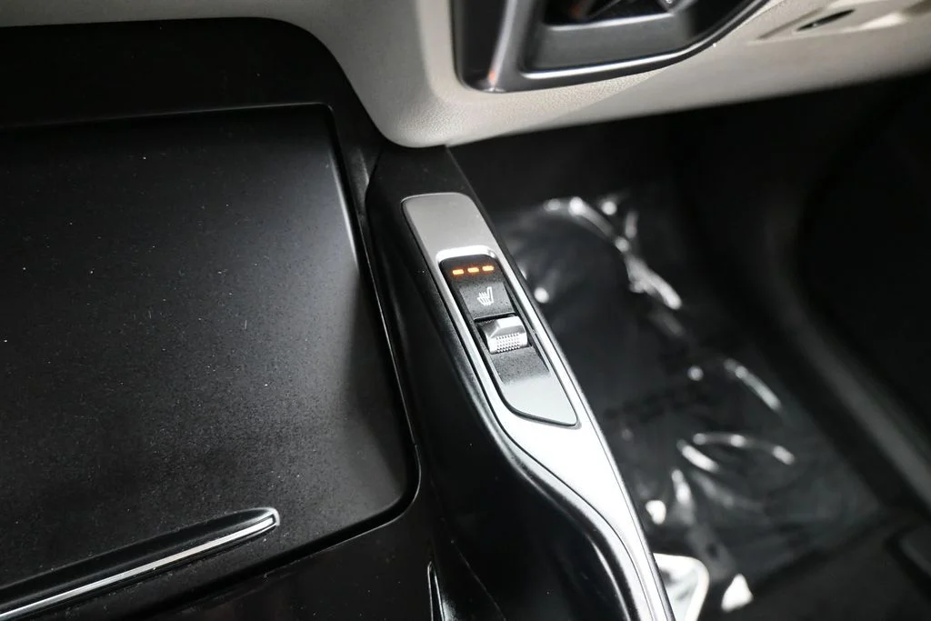 Used 2023 Glacial White Pearl Kia EX image 27