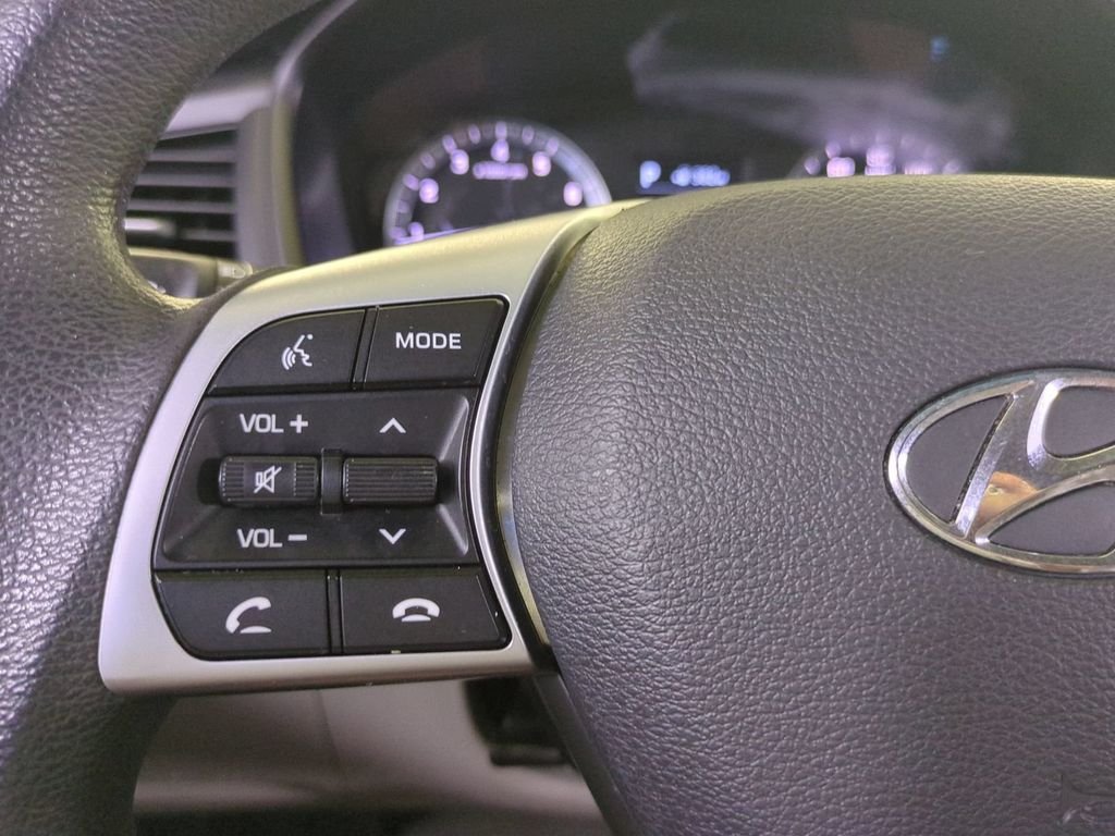 Used 2019 Gray Hyundai SE image 29