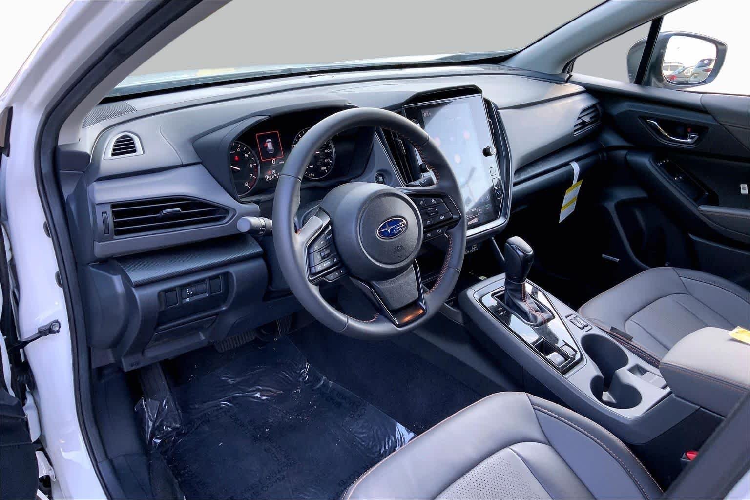 Used 2025 Crystal White Pearl Subaru Limited image 15
