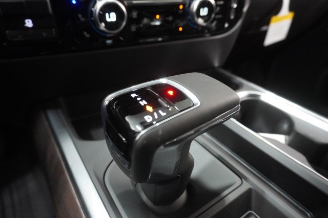 2026 GMC Sierra 1500 SLT - Photo 33
