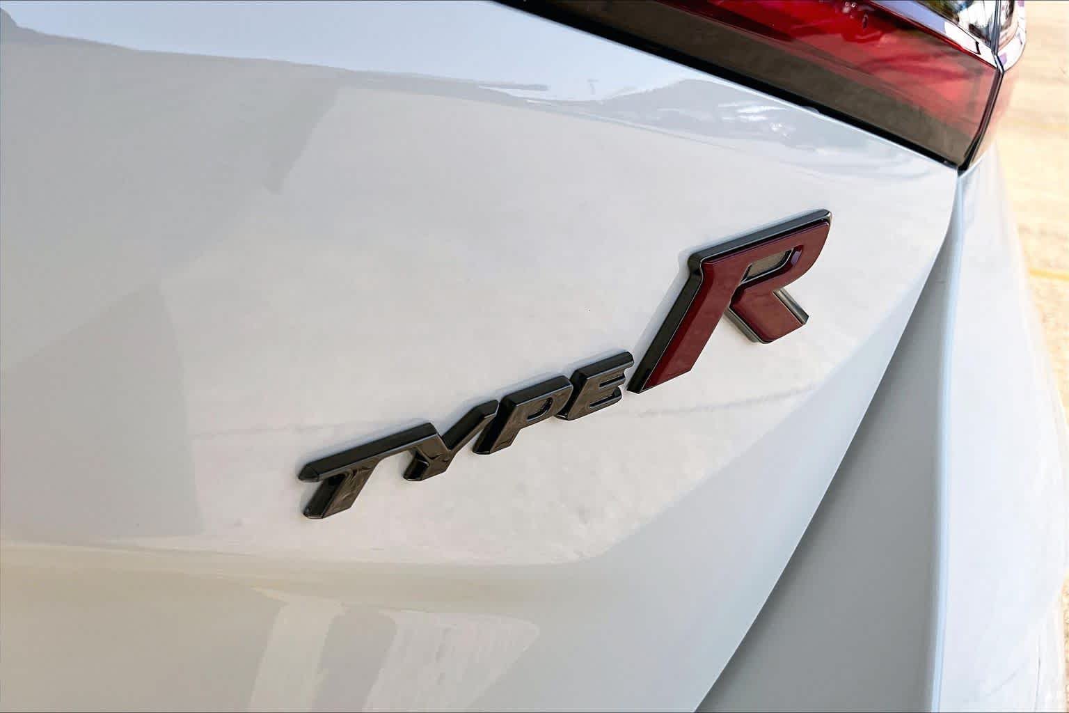 Used 2025 Championship White Honda Civic Type R image 10