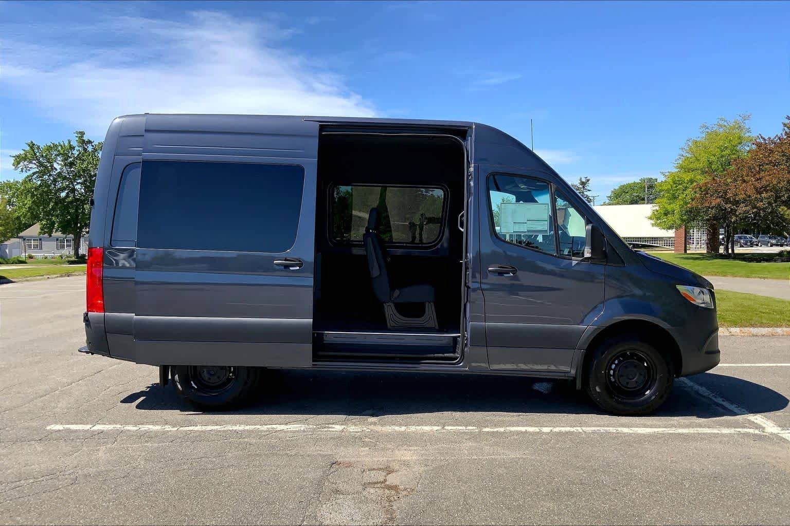 New 2026 Tenorite Gray Metallic Mercedes-Benz  image 25