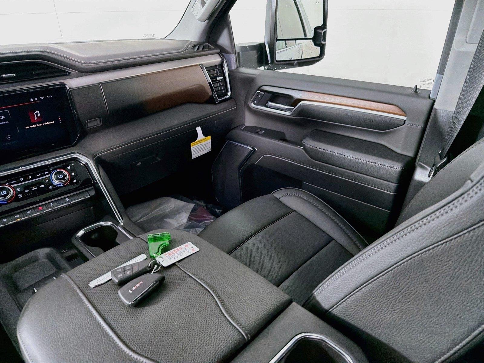 New 2026 Glacier White Tricoat GMC Denali image 28