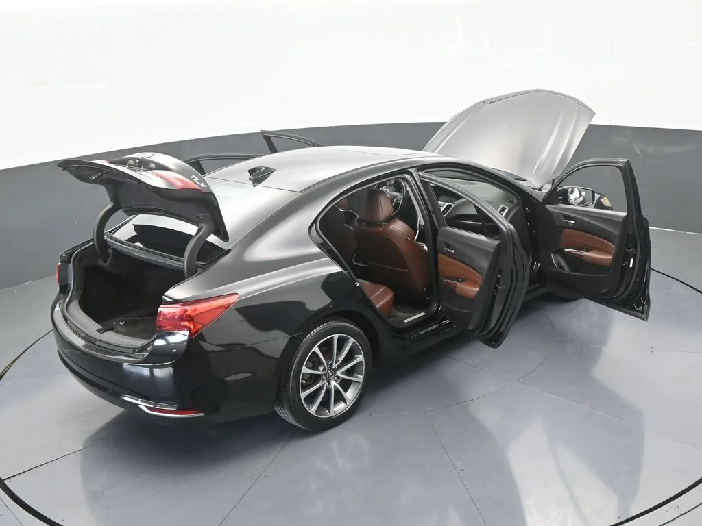 Used 2017 Black Acura V6 image 71
