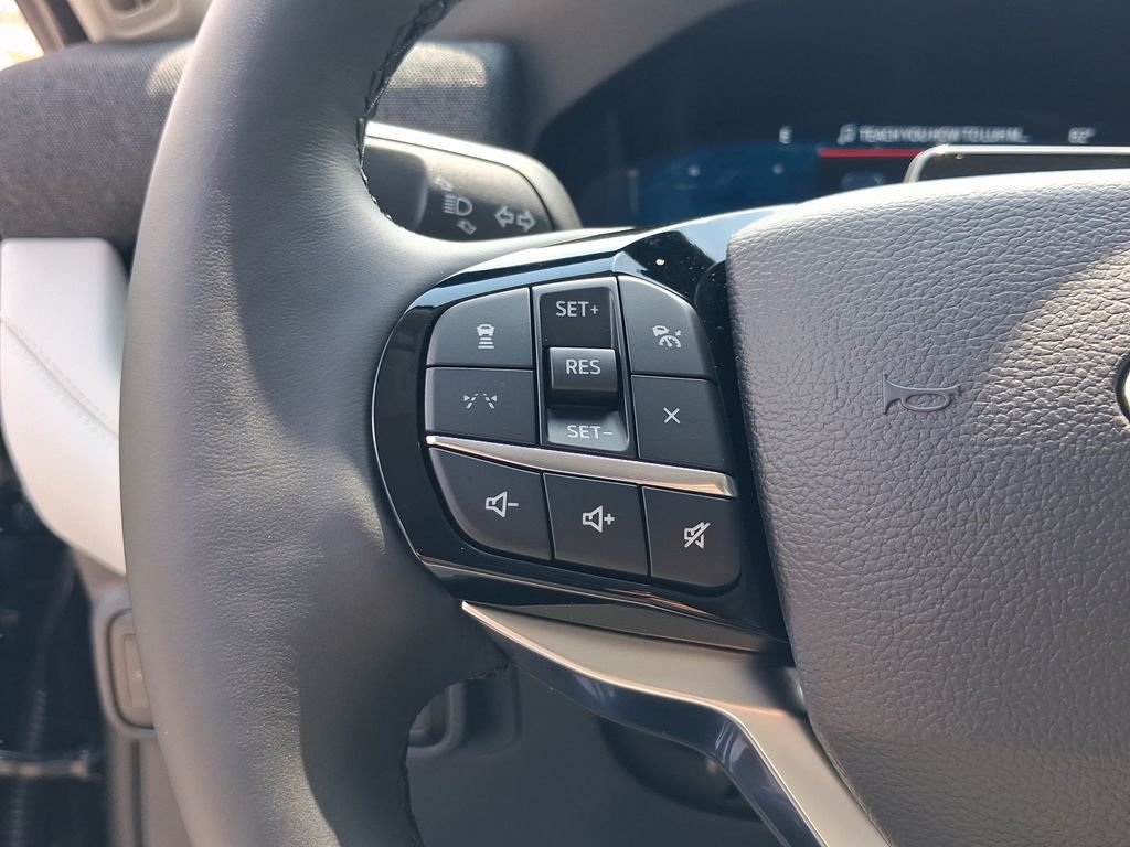 New 2026 Black Ford Platinum image 12