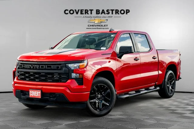 Pre-Owned 2024 Chevrolet Silverado 1500 Custom