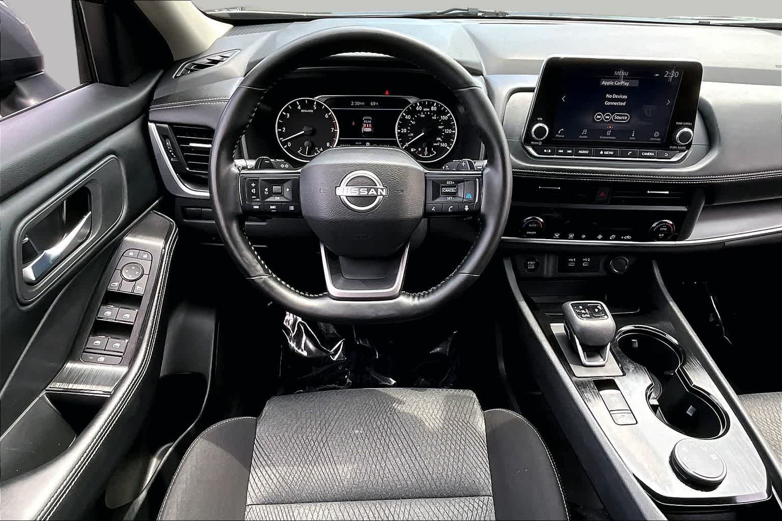 Used 2025 Gun Metallic Nissan SV image 6