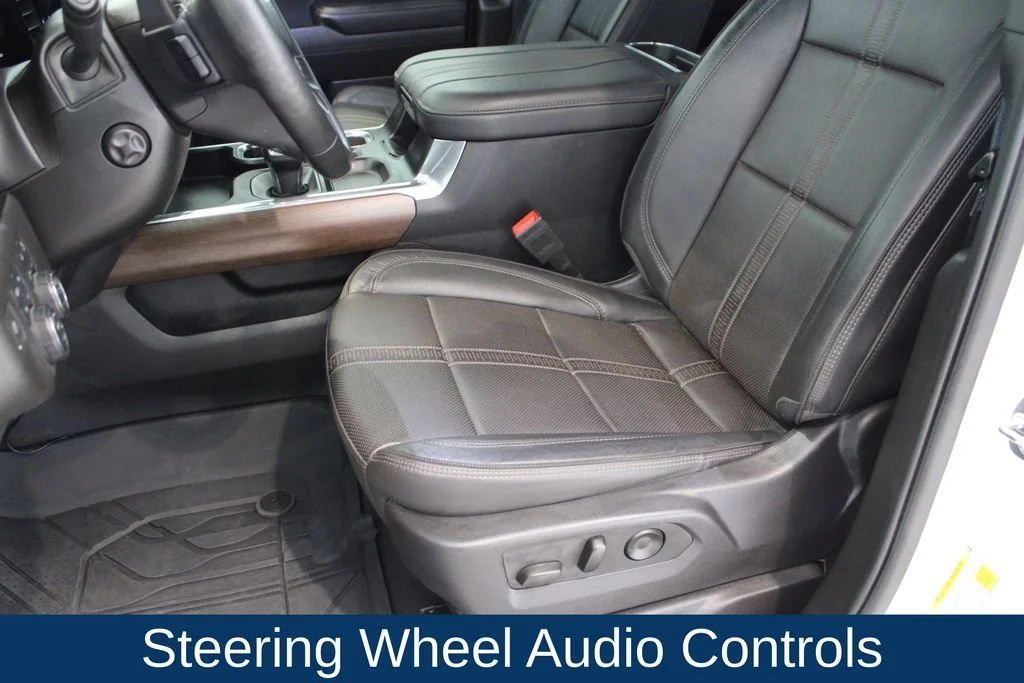 Used 2024 Iridescent Pearl Tricoat Chevrolet High Country image 11