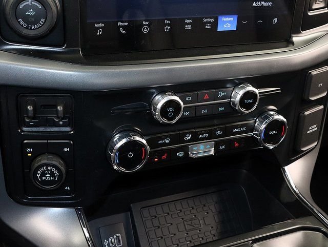 New 2026 Agate Black Metallic Ford XLT image 27
