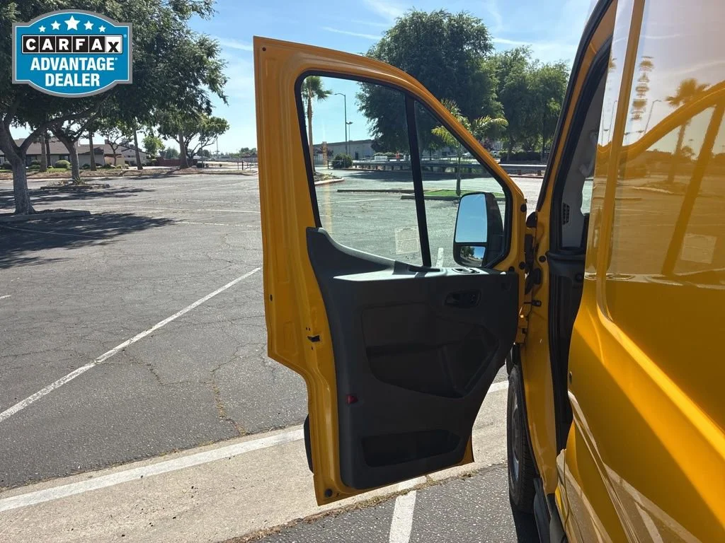 Used 2021 Oxford White Ford T-250 HI RF RWD image 13