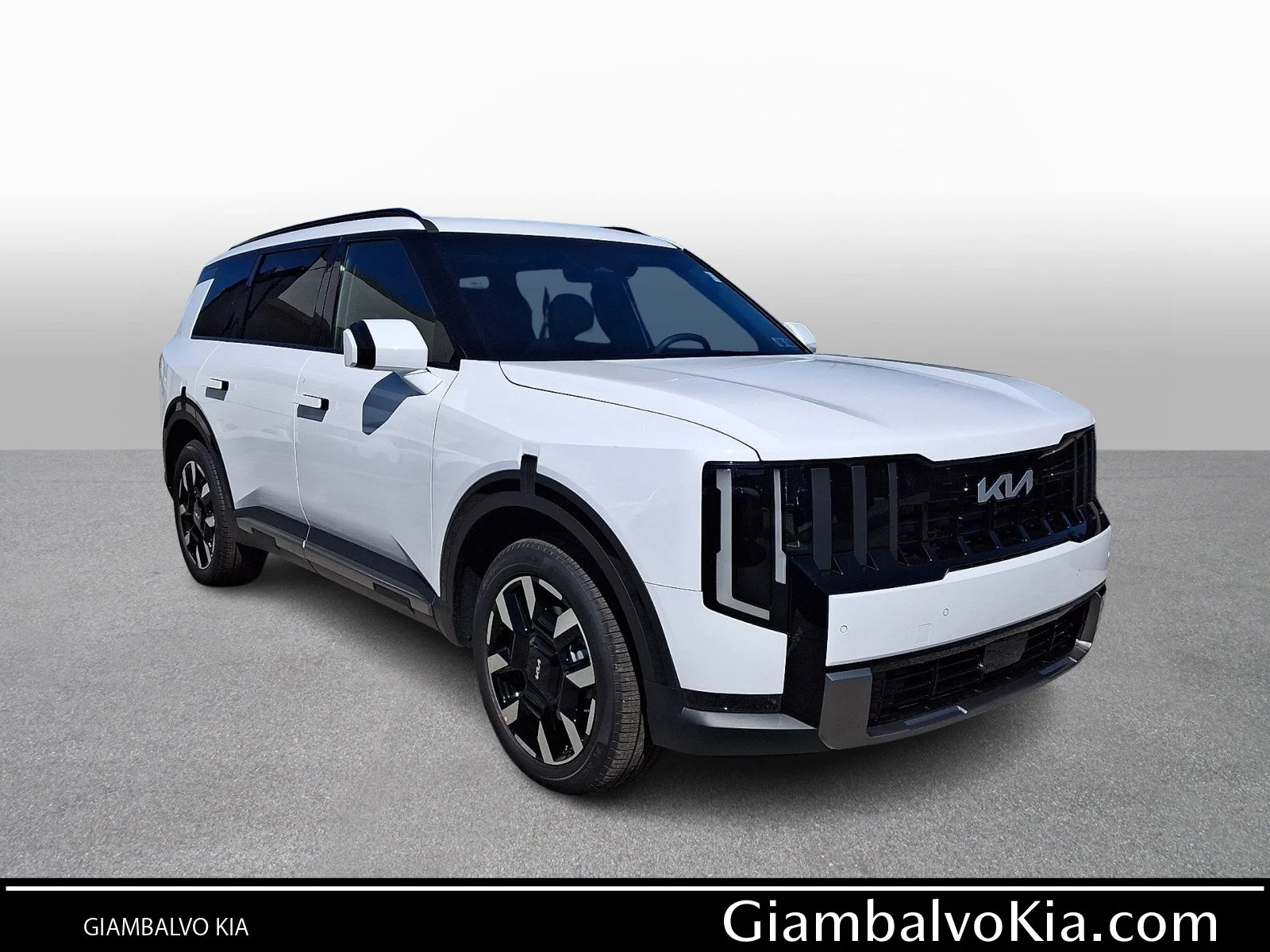 New 2027 White Kia S image 1