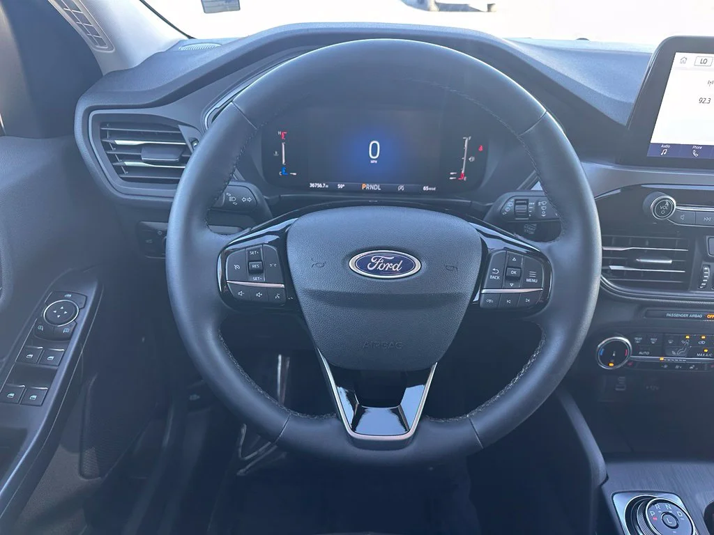 Used 2023 Gray Ford Active image 14